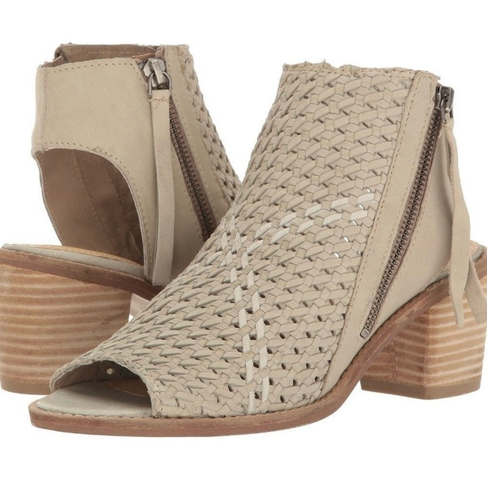 Sam Edelman Beige Woven Peep-Toe Block Heel Sandals